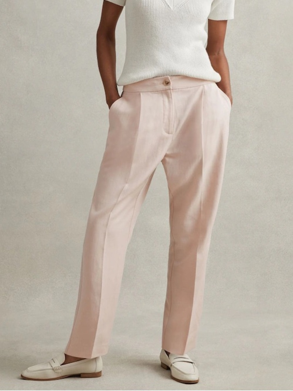 Reiss • Tapered Suit Trousers with Tencel Fibers in Pink